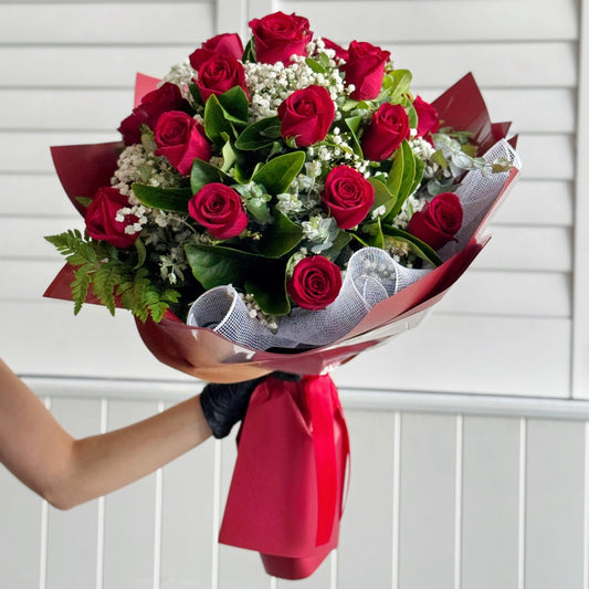 20 Romantic Red Roses Bouquet